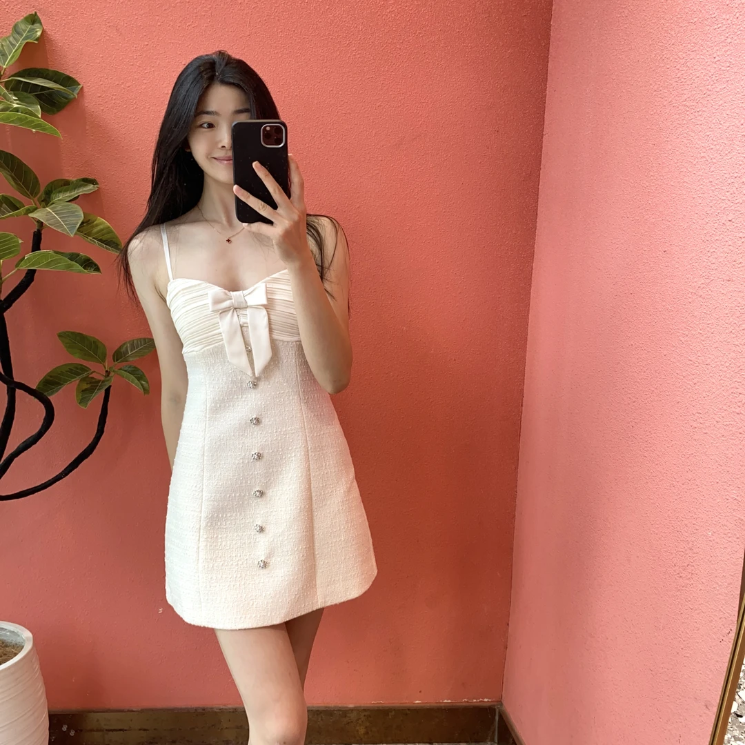 （默茗服装）胸前褶皱晚宴小礼裙