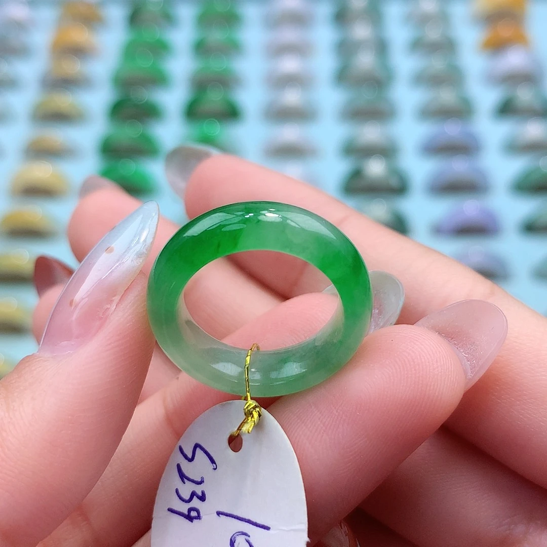 未镶嵌戒指翡翠10圈