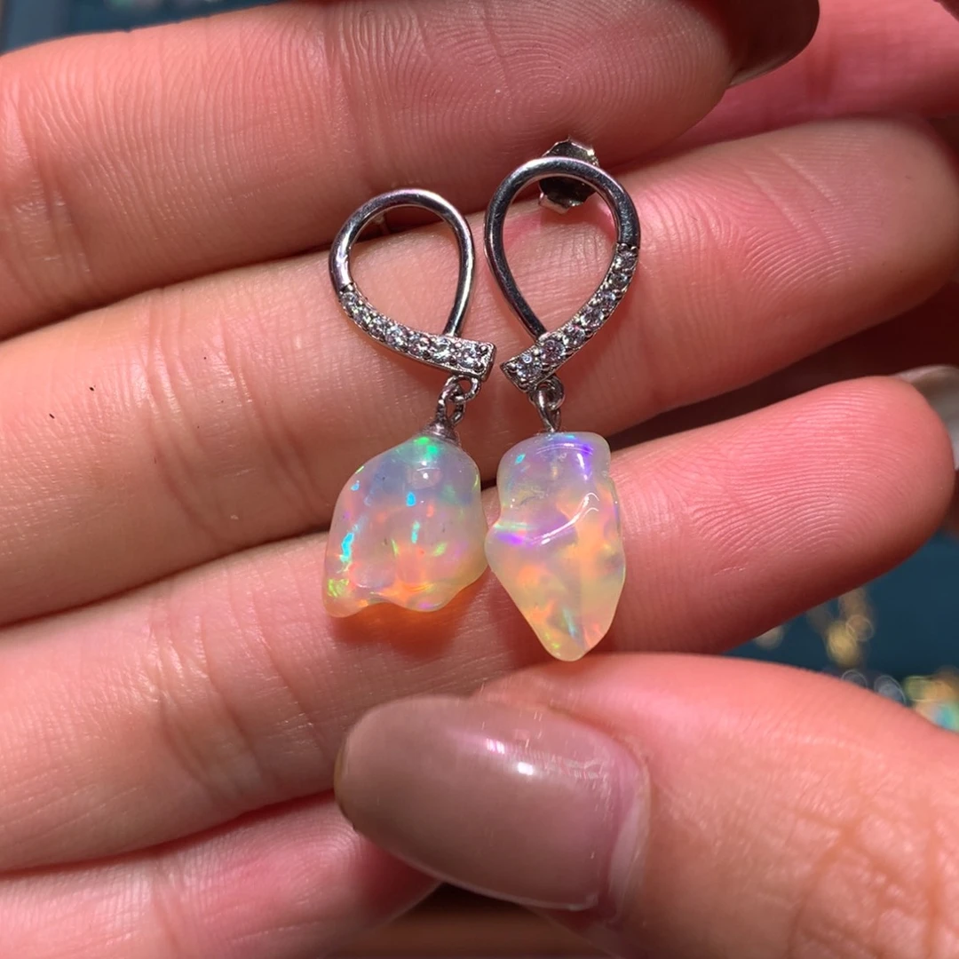 银S925镶嵌欧泊耳钉款式