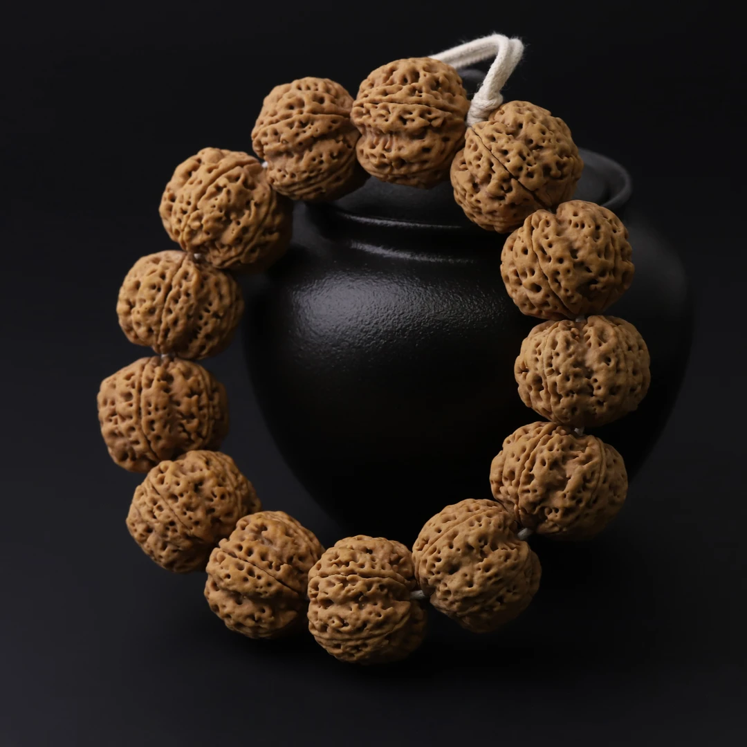 S8455【五星蜂王】原生态安娜货头蜂窝双龙大金刚单圈文玩手串