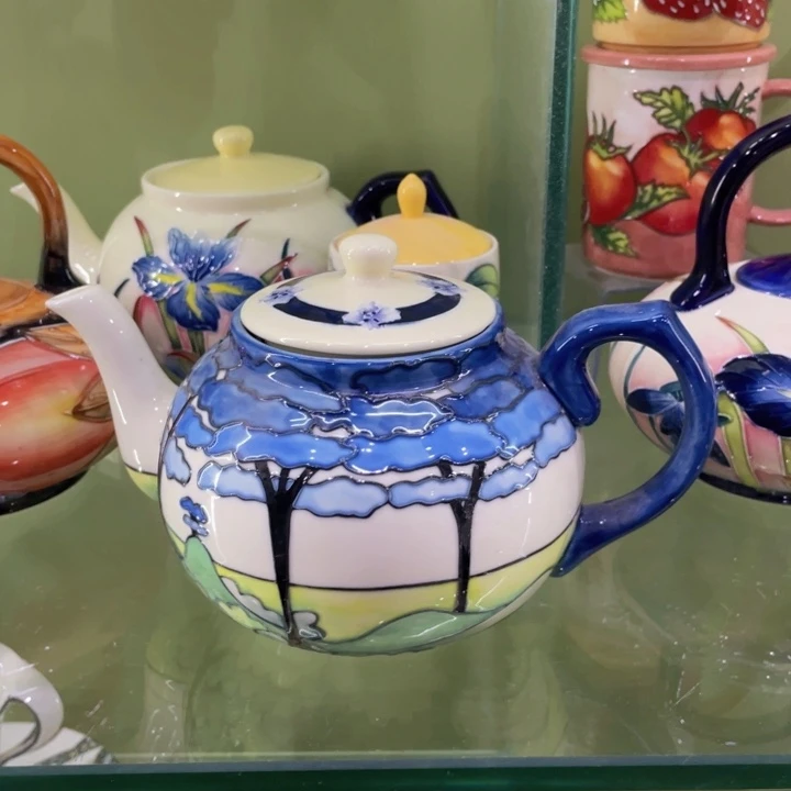 瓷信爵陶瓷工艺品店