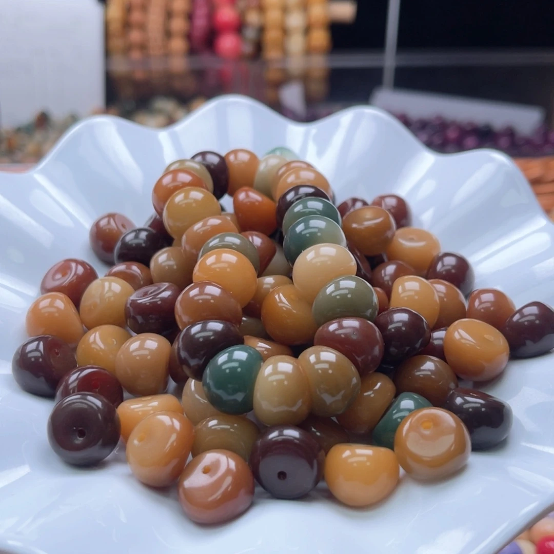 白玉菩提吊坠q14mm/33颗多宝蒜瓣