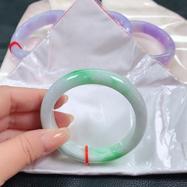 未镶嵌手镯翡翠8471xccvb