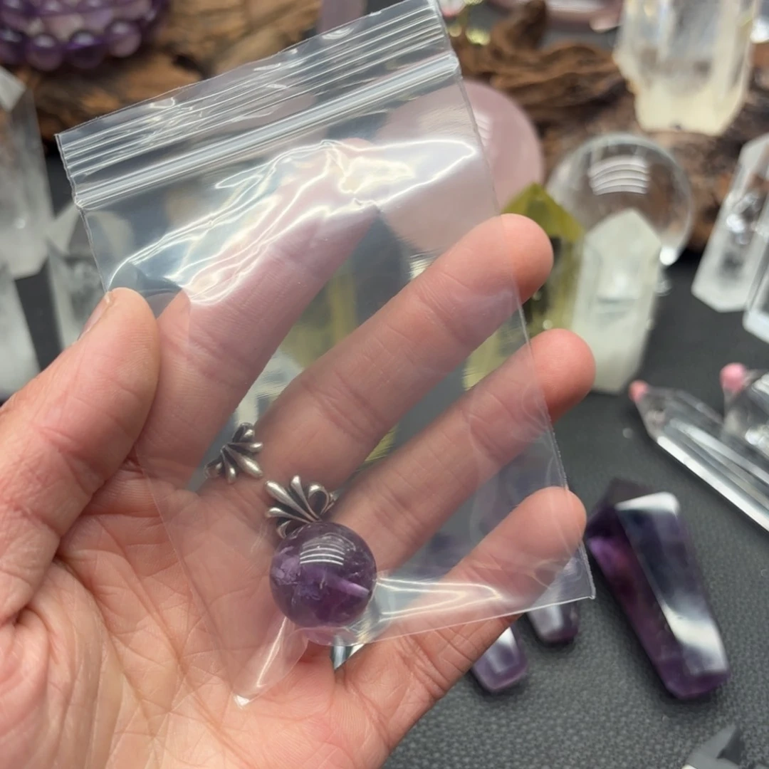 水晶摆件未镶嵌淇*子