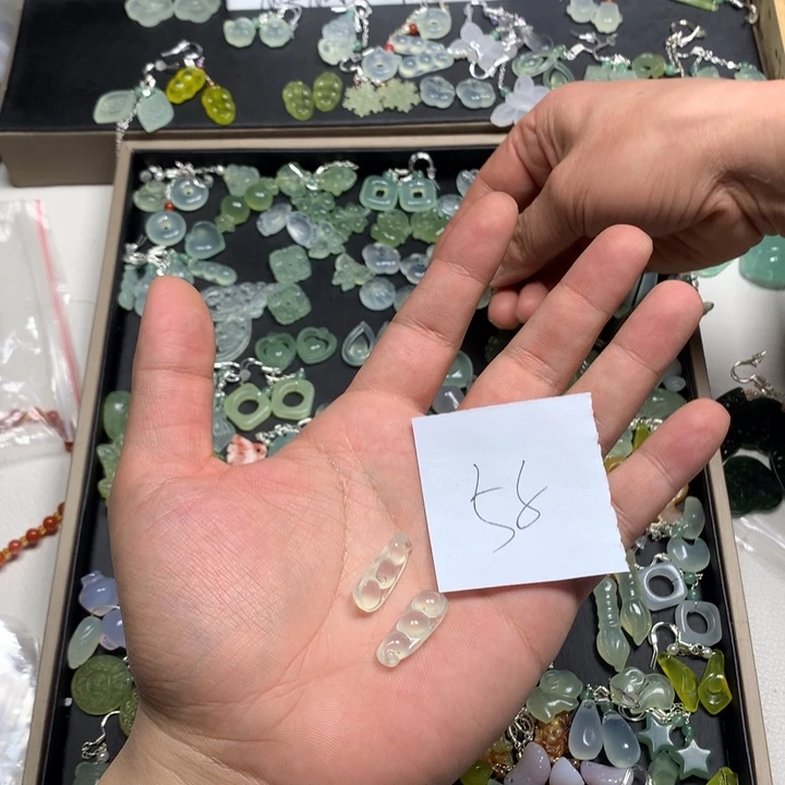 小***夕蛇纹石玉合金耳钉