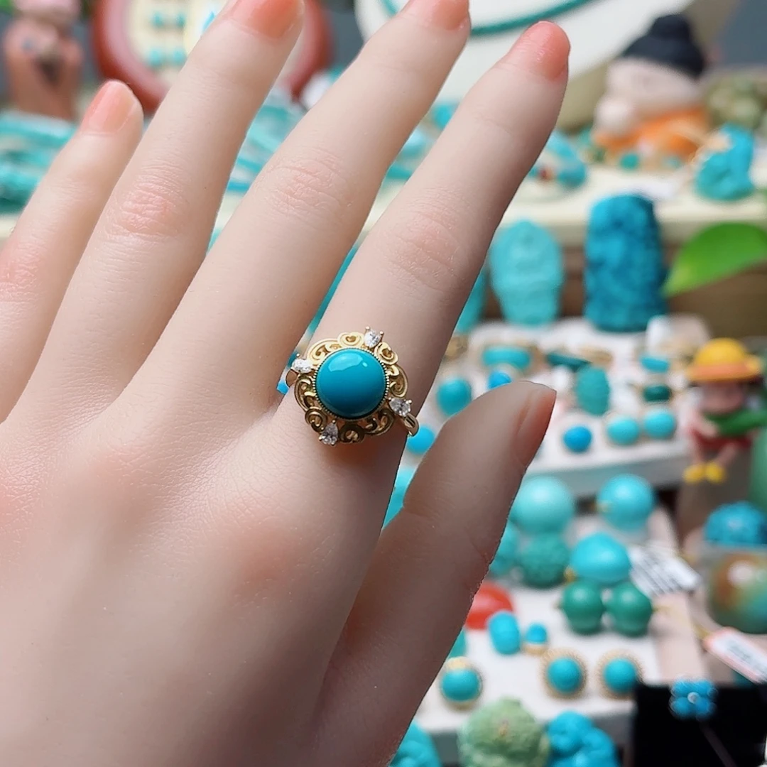 绿松石18K金镶嵌戒指