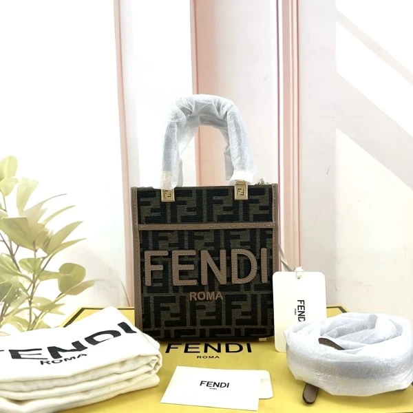 Cherry/未使用/单肩包/芬迪/250510CY0034