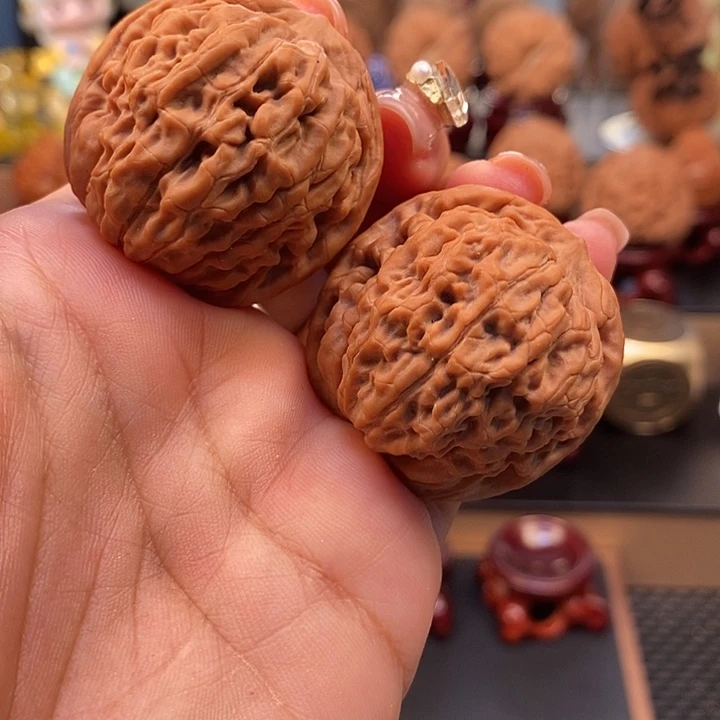 弥***号吊坠文玩核桃核桃