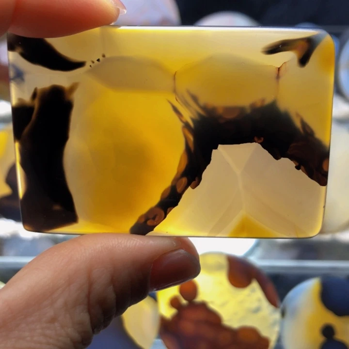 合金玛瑙/玉髓珠宝奇石80