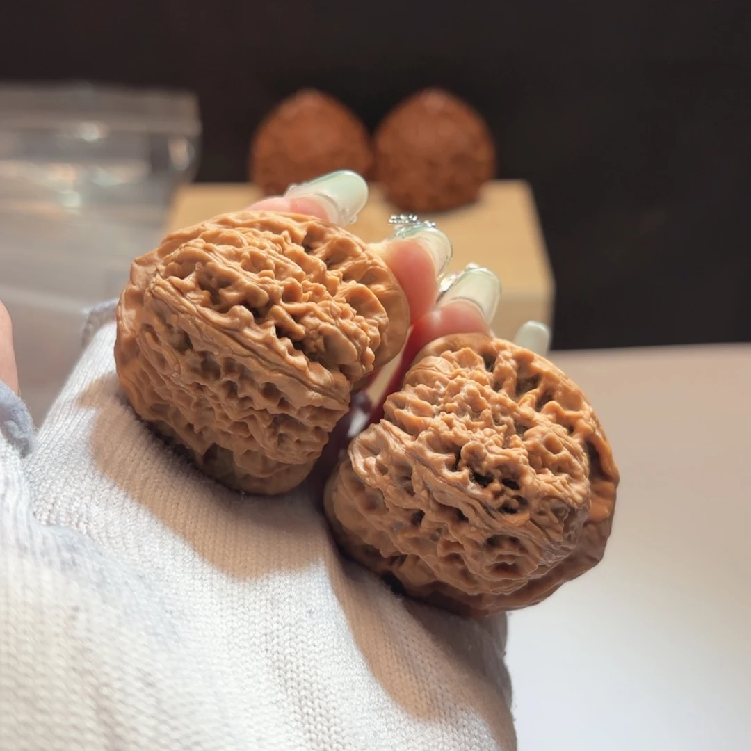 s****吊坠文玩核桃12号链接