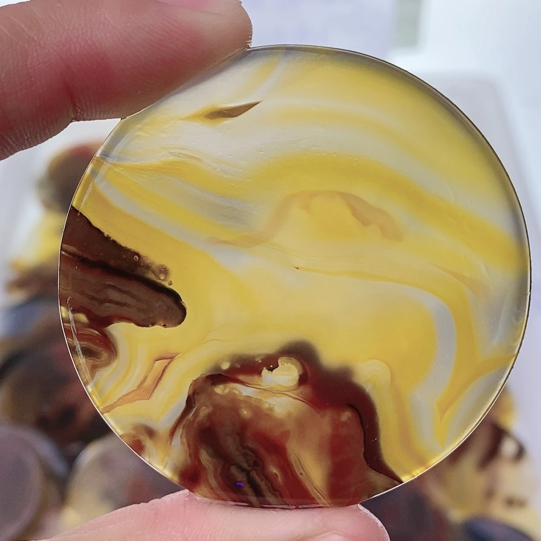 玛瑙/玉髓珠宝半成品未镶嵌金蟾