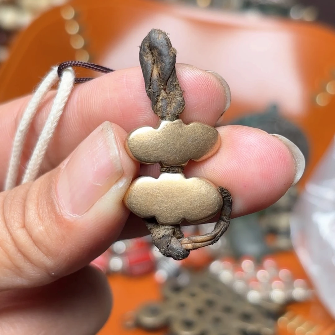 杨*铜星月菩提吊坠项链