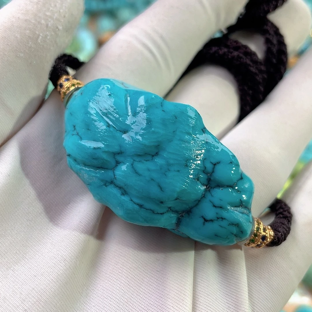 绿松石未镶嵌珠宝奇石