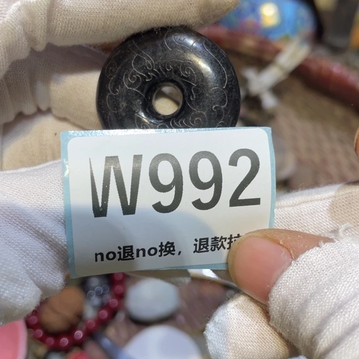 憨***哥陶瓷二表姐直播火爆热卖