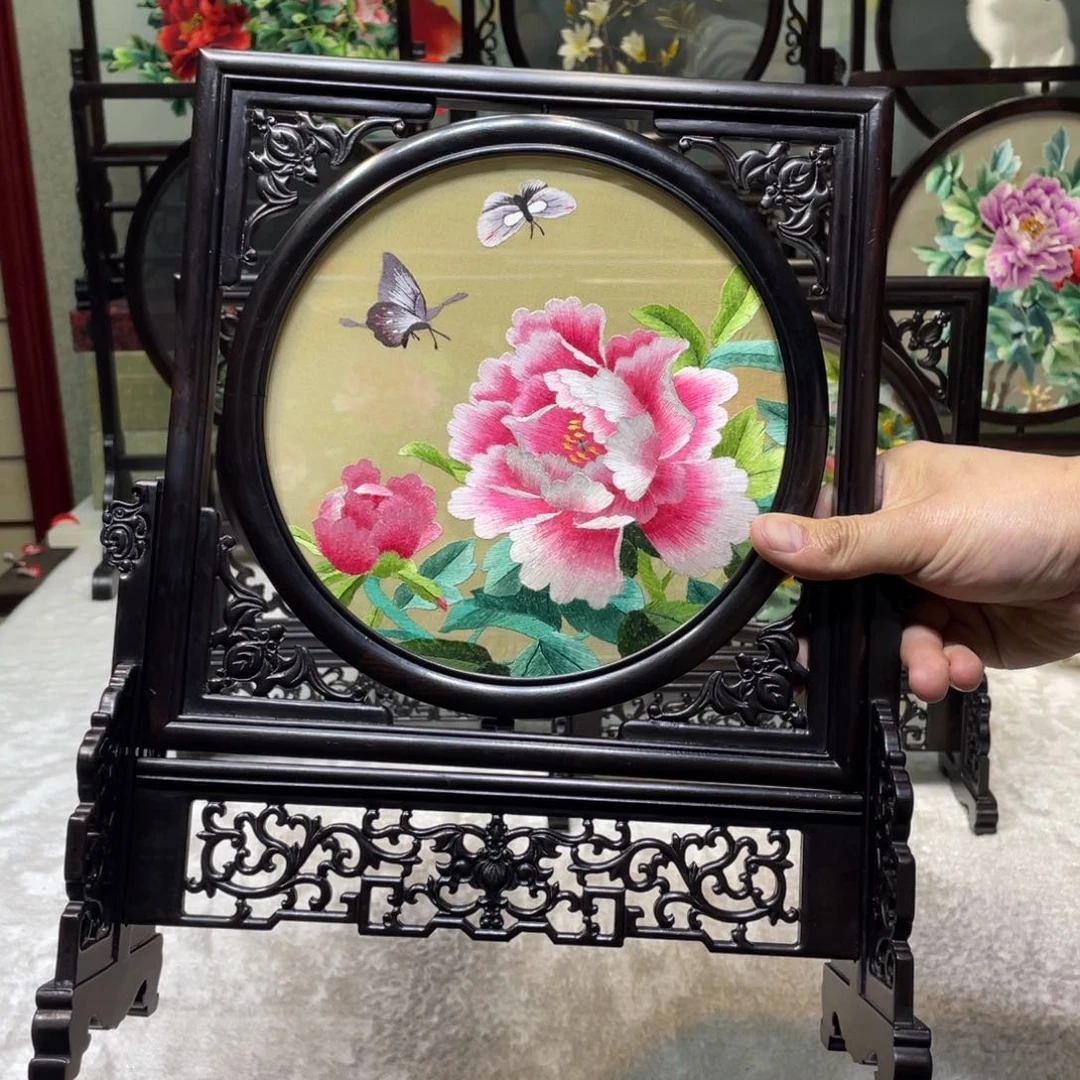 刺绣非遗传承摆件