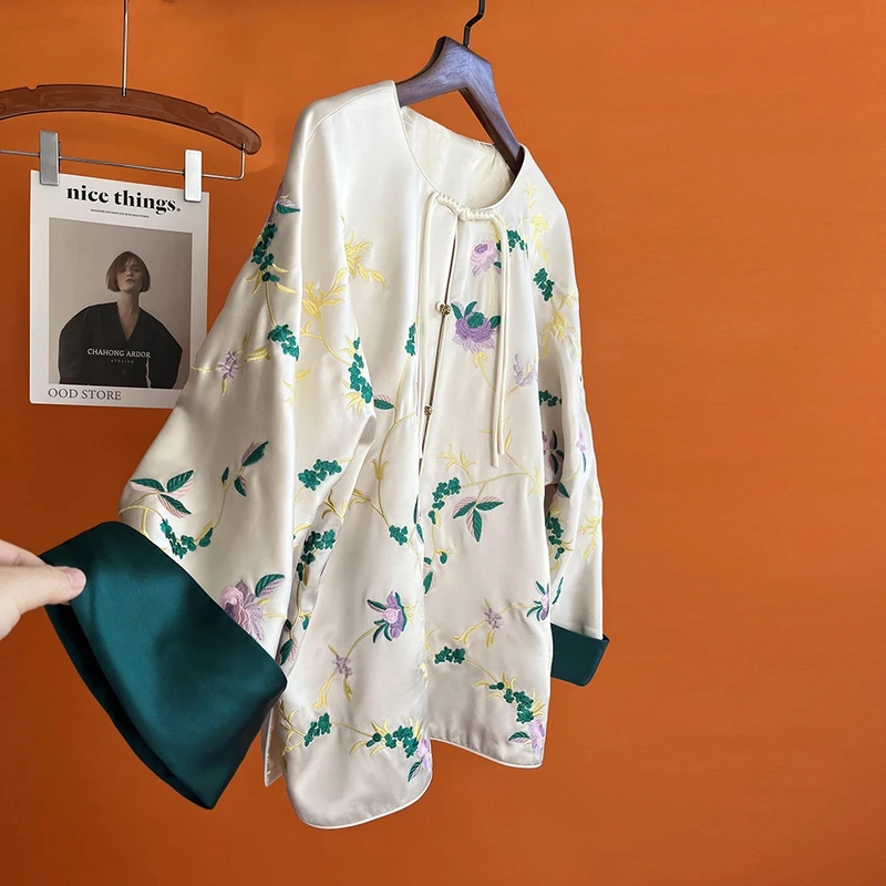 高级感醋酸女士外套春秋休闲宽松复古气质国潮风重工刺绣中式上衣