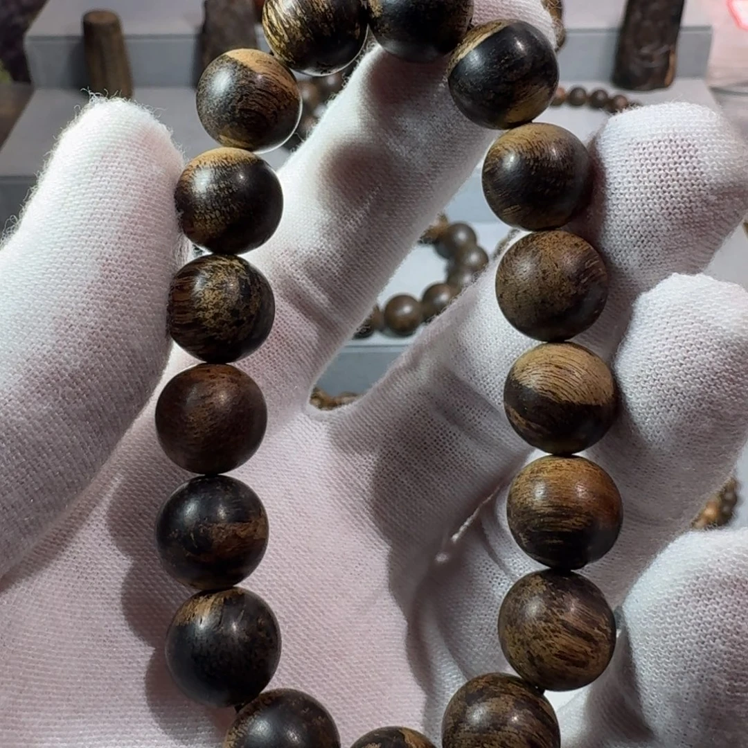 沉香沉香碎屑达拉干1.2沉水17.6克