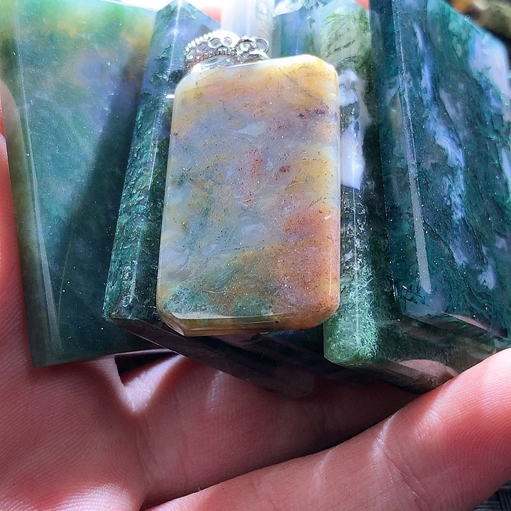 玛瑙/玉髓颈饰未镶嵌ʚ**