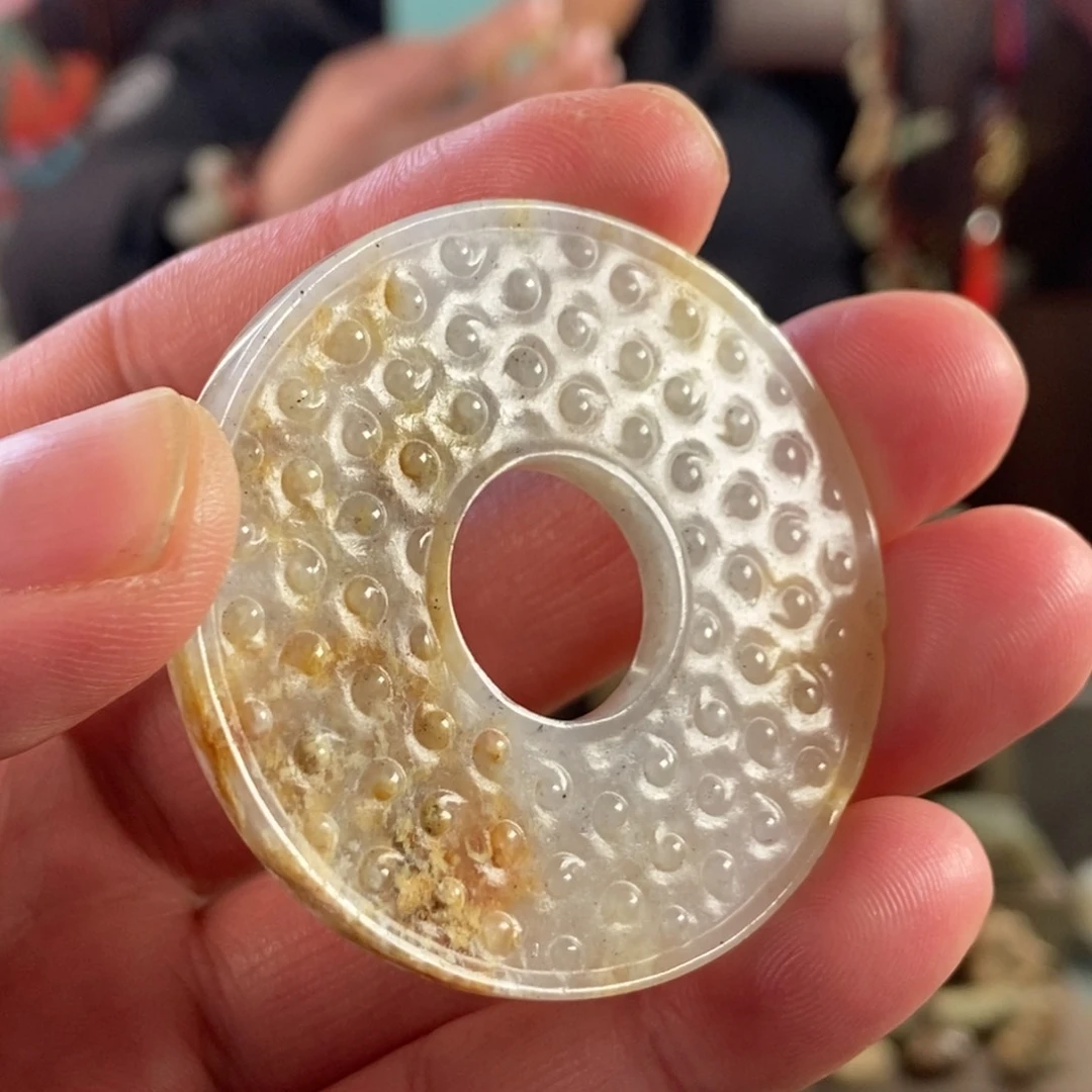 和田玉挂件未镶嵌淡*哥