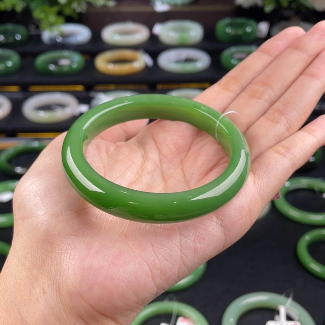 和田玉未镶嵌手镯俄碧正阳绿起荧光56mm