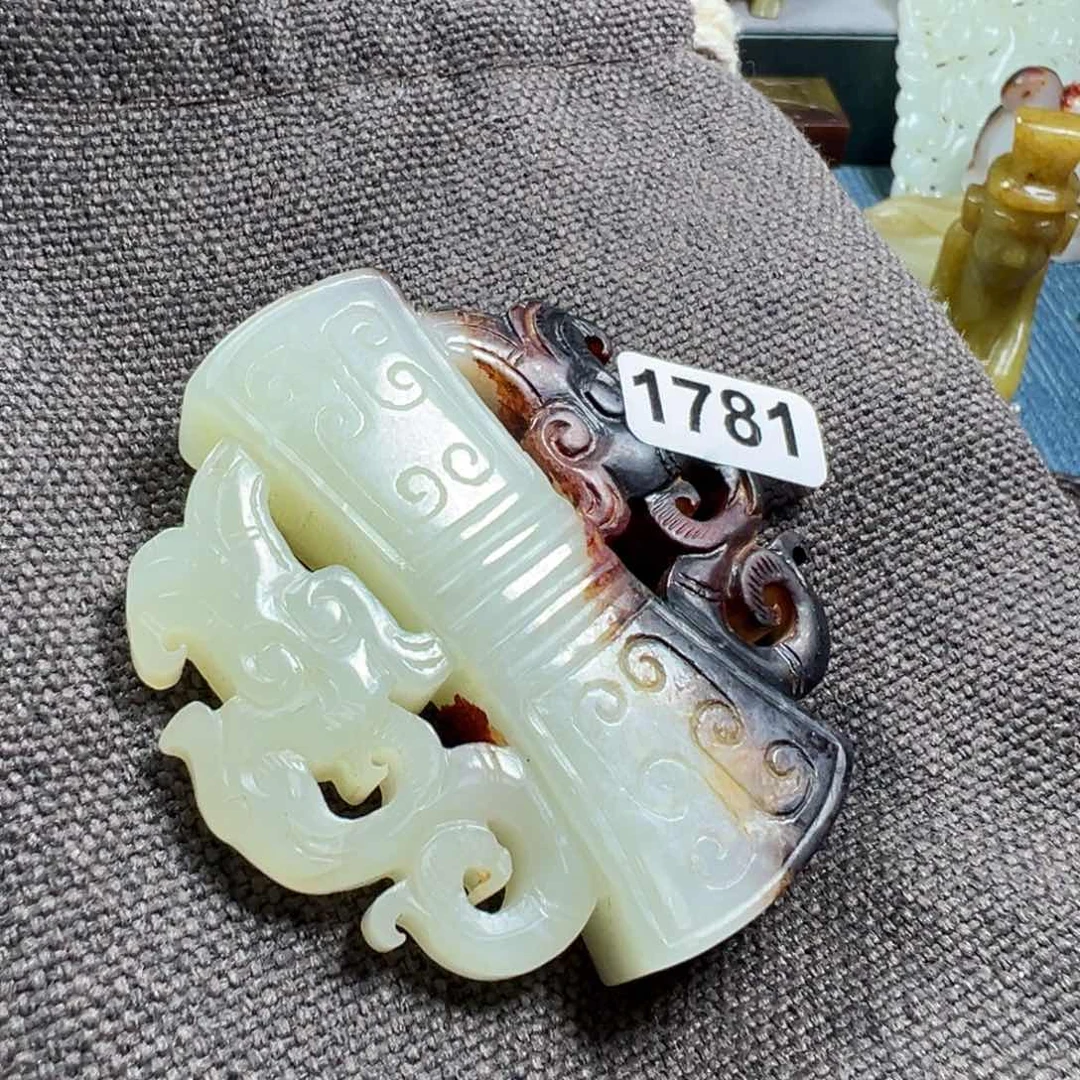 大***T瓷片新号开播一漏到底