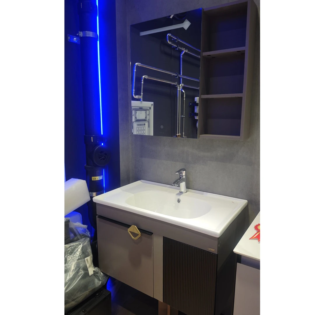 金牌洗手间简约风浴室柜