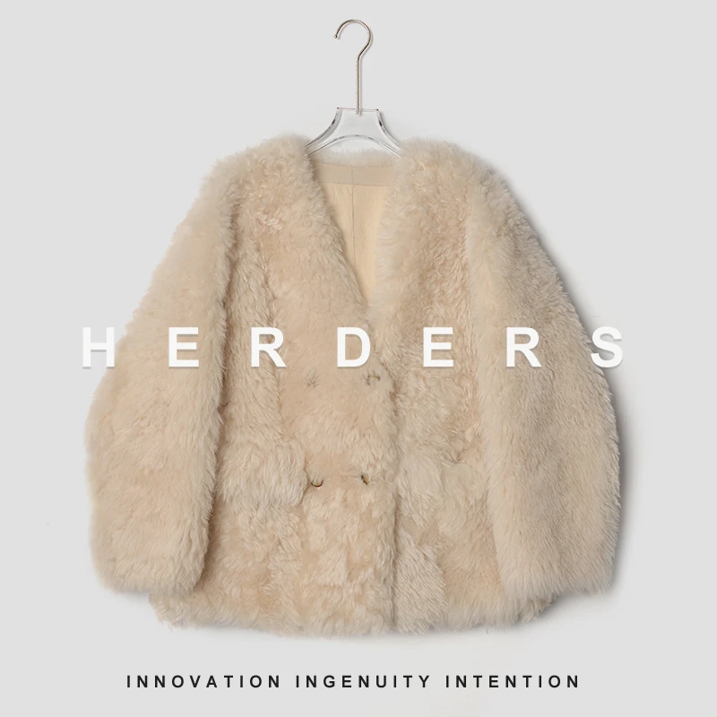 HERDERS 白色短款潮流V领纽扣皮草外套246705
