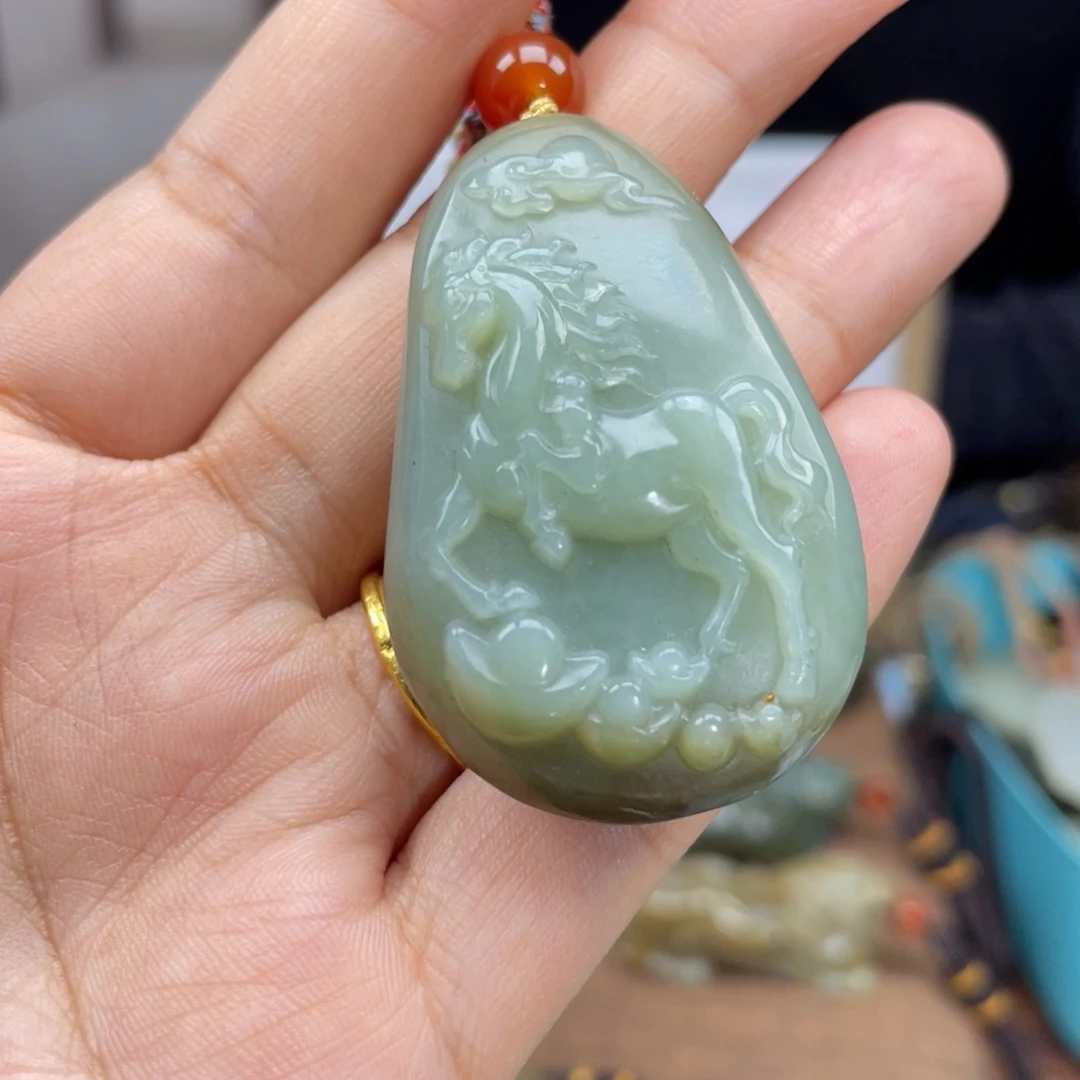 和田玉颈饰未镶嵌