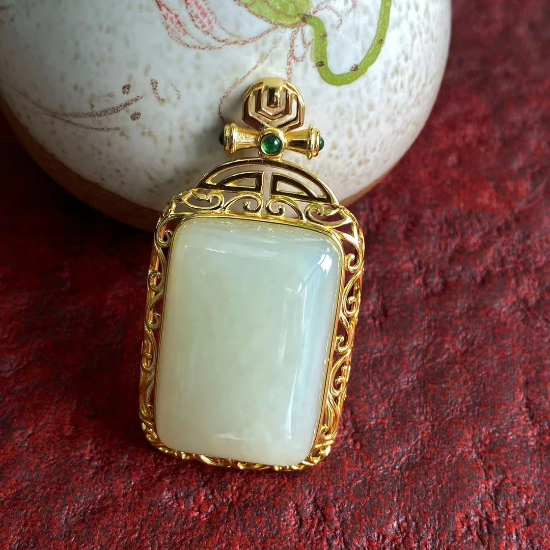 【平安是福】天然和田白玉s925银镀金无事牌-8920