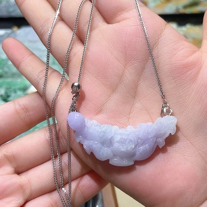 翡翠颈饰未镶嵌翡翠吊坠