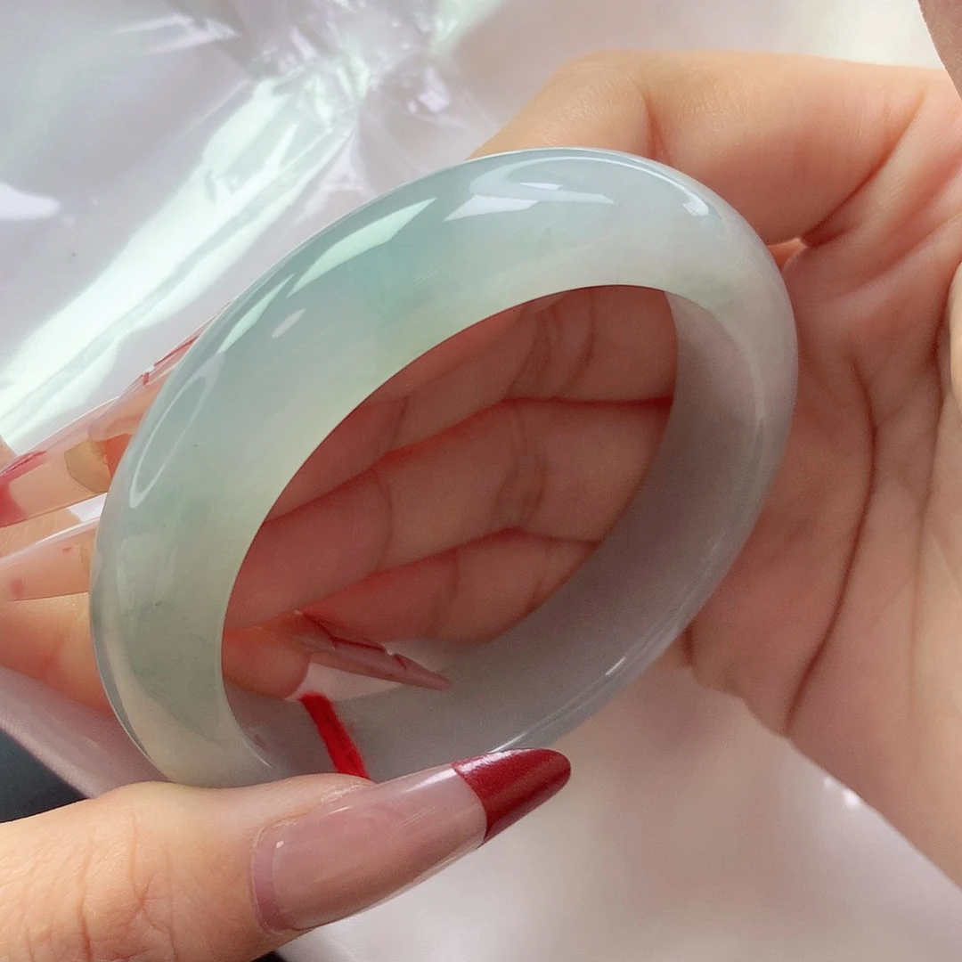 【闪购商品】翡翠手镯未镶嵌a 195999