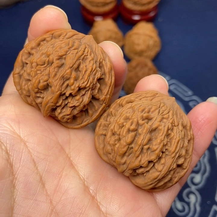 核桃文玩核桃虎头