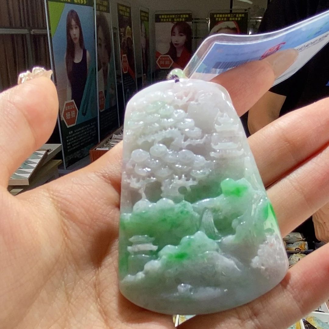 翡翠未镶嵌颈饰翡翠