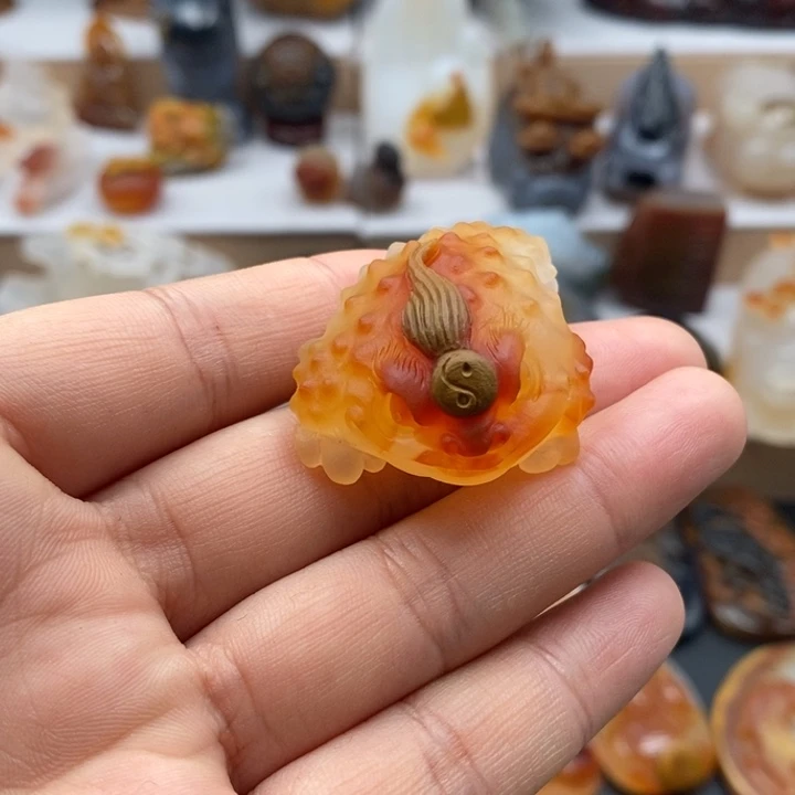 玛瑙/玉髓未镶嵌珠宝奇石