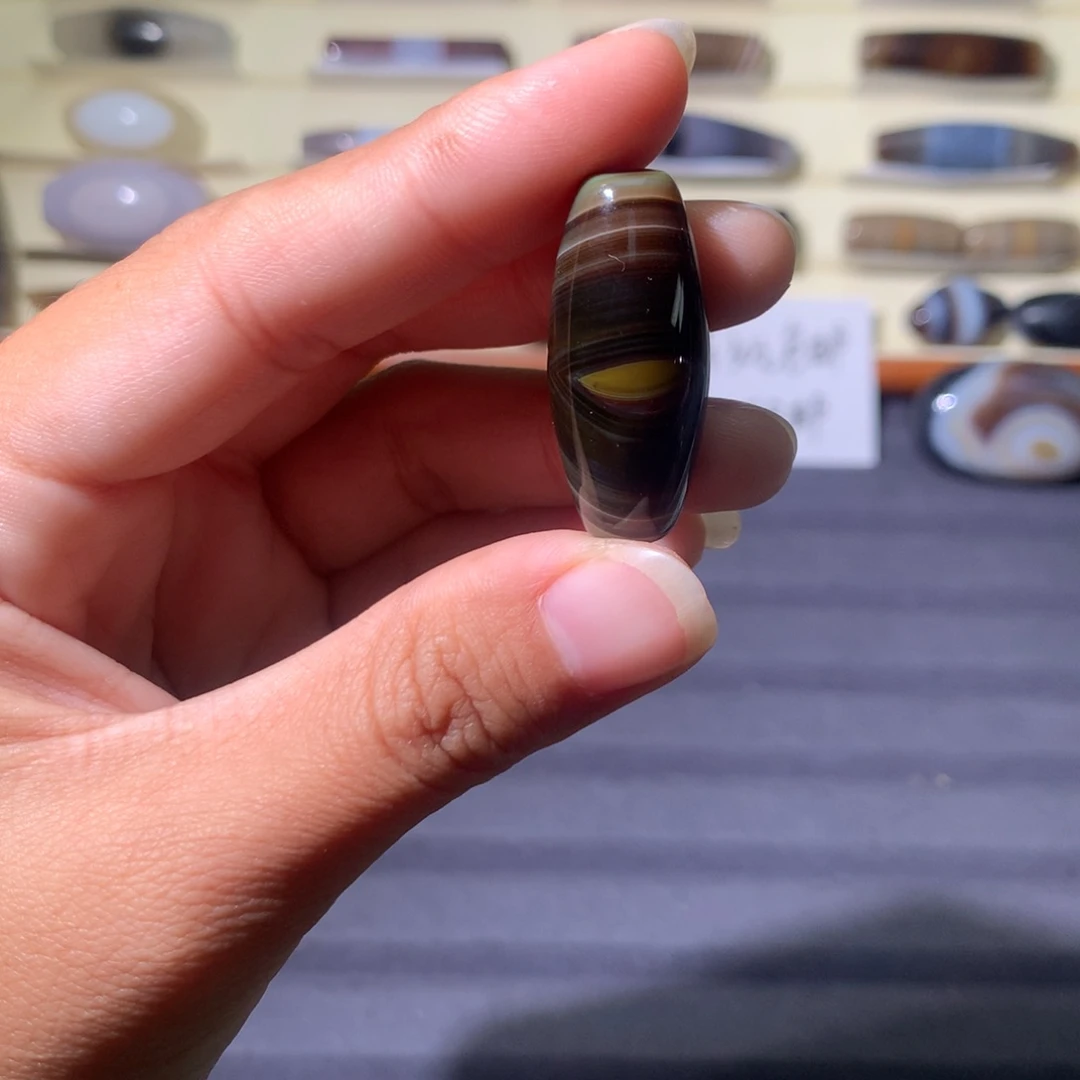 这***好玛瑙/玉髓未镶嵌颈饰