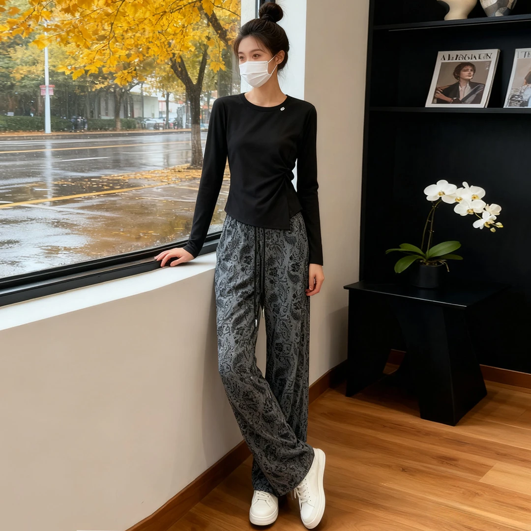 高级感时尚潮流套装女春新款修身显瘦圆领开叉上衣阔腿长裤两件套