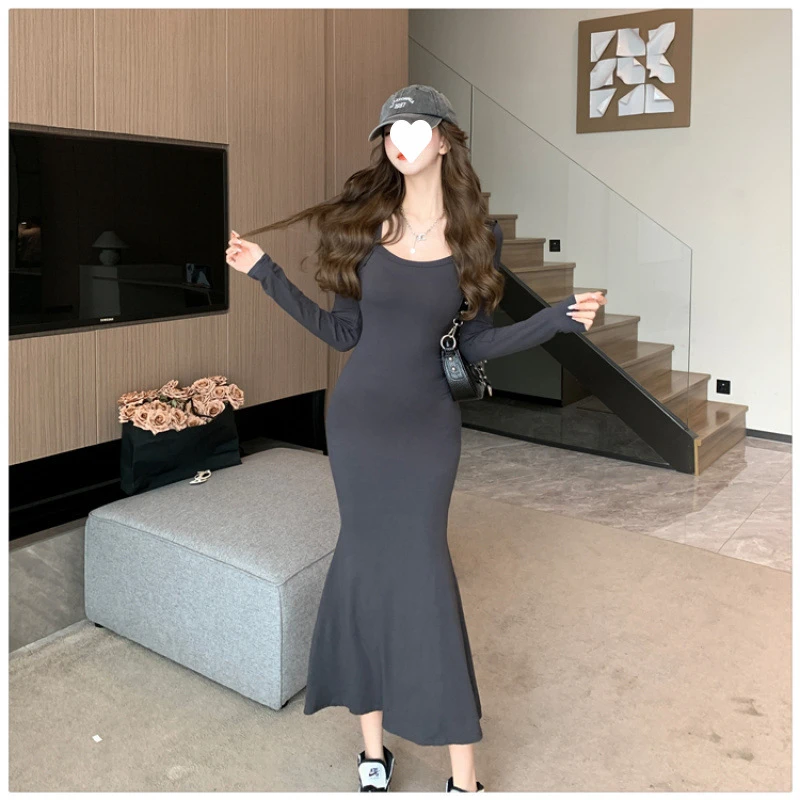 法式方领露锁骨长袖修身连衣裙女秋季高腰紧身显瘦鱼尾包臀长裙