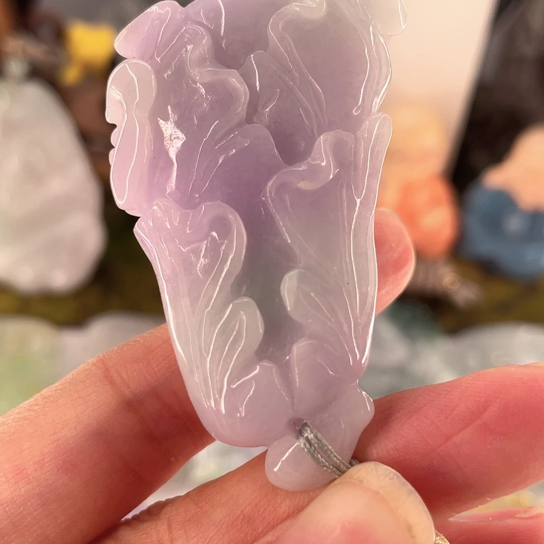 翡翠未镶嵌颈饰白菜