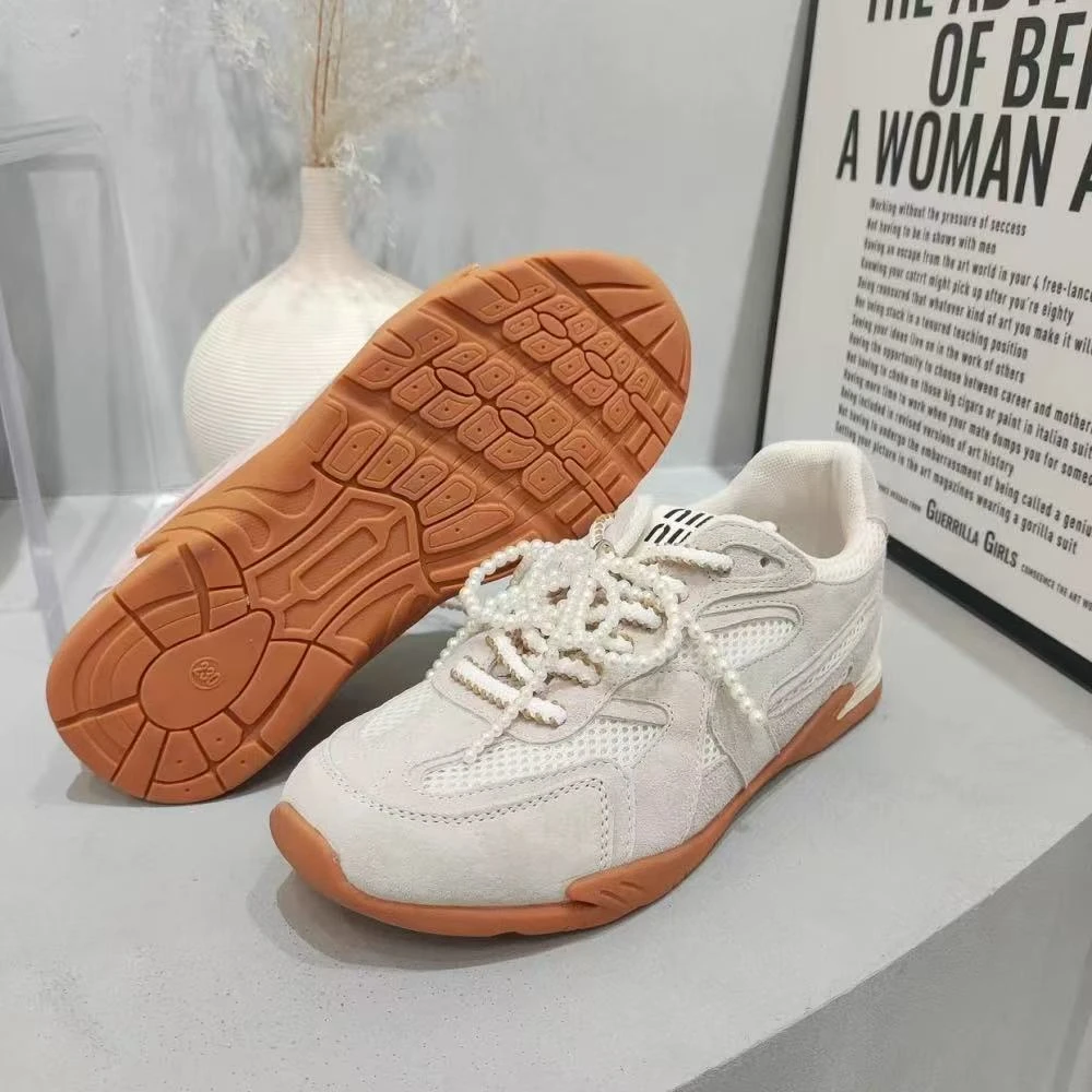 新款气质休闲百搭女士休闲德迅鞋A/YRYD/9600-1239