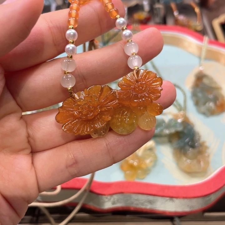 蛇纹石玉未镶嵌吊坠(赠链)