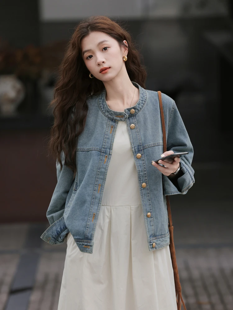 职业阿玛诗官2025秋冬新款复古金扣圆领牛仔外套女百搭夹克上衣