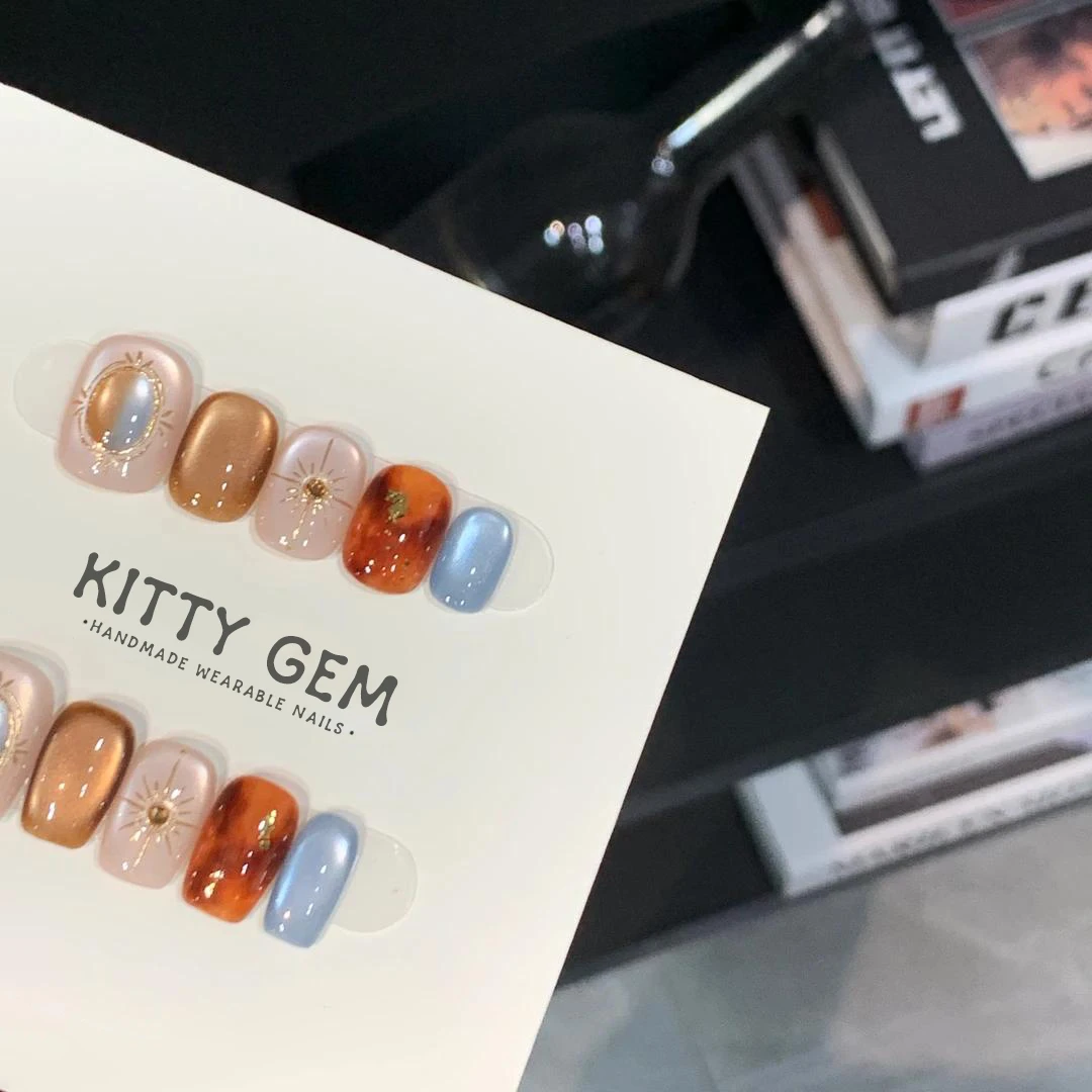 【暖阳】早秋新款小众显白纯手工美甲穿戴甲片短款玻璃珠猫眼美甲