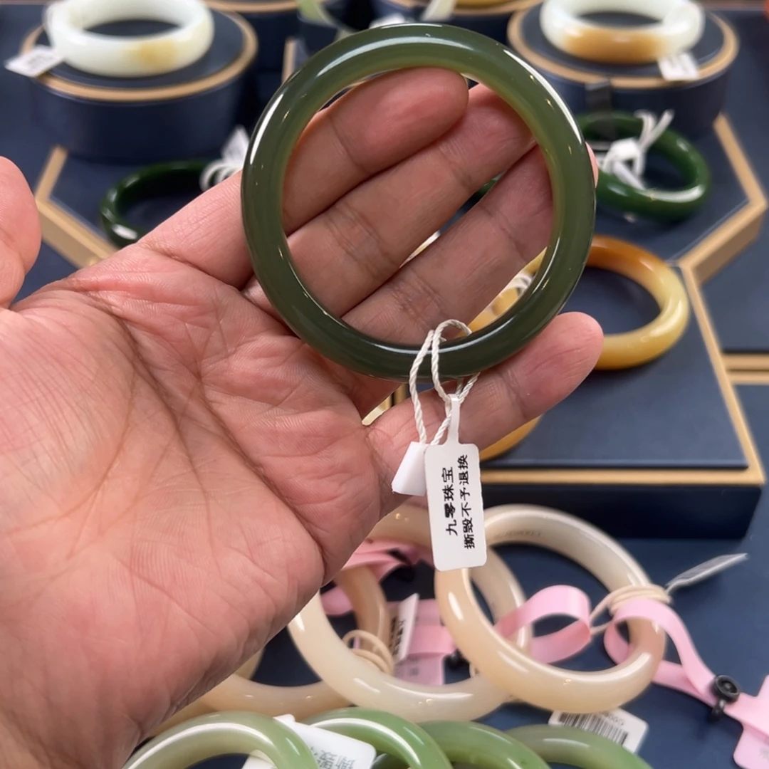 和田玉未镶嵌手镯湖水无结构手镯C0051-56