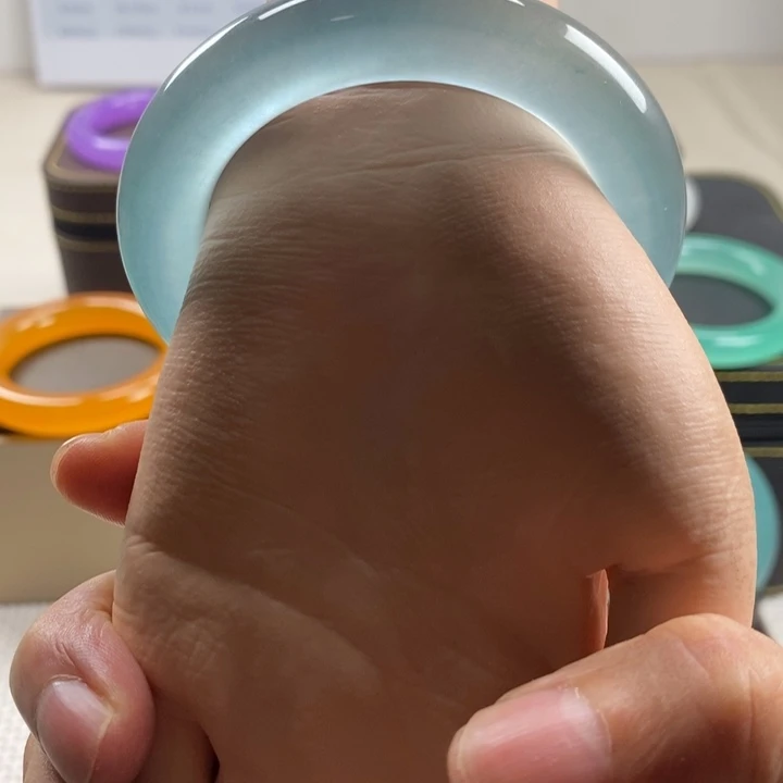 少***奇石英岩玉美货手镯