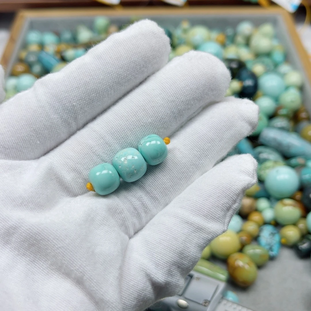 绿松石未镶嵌挂件