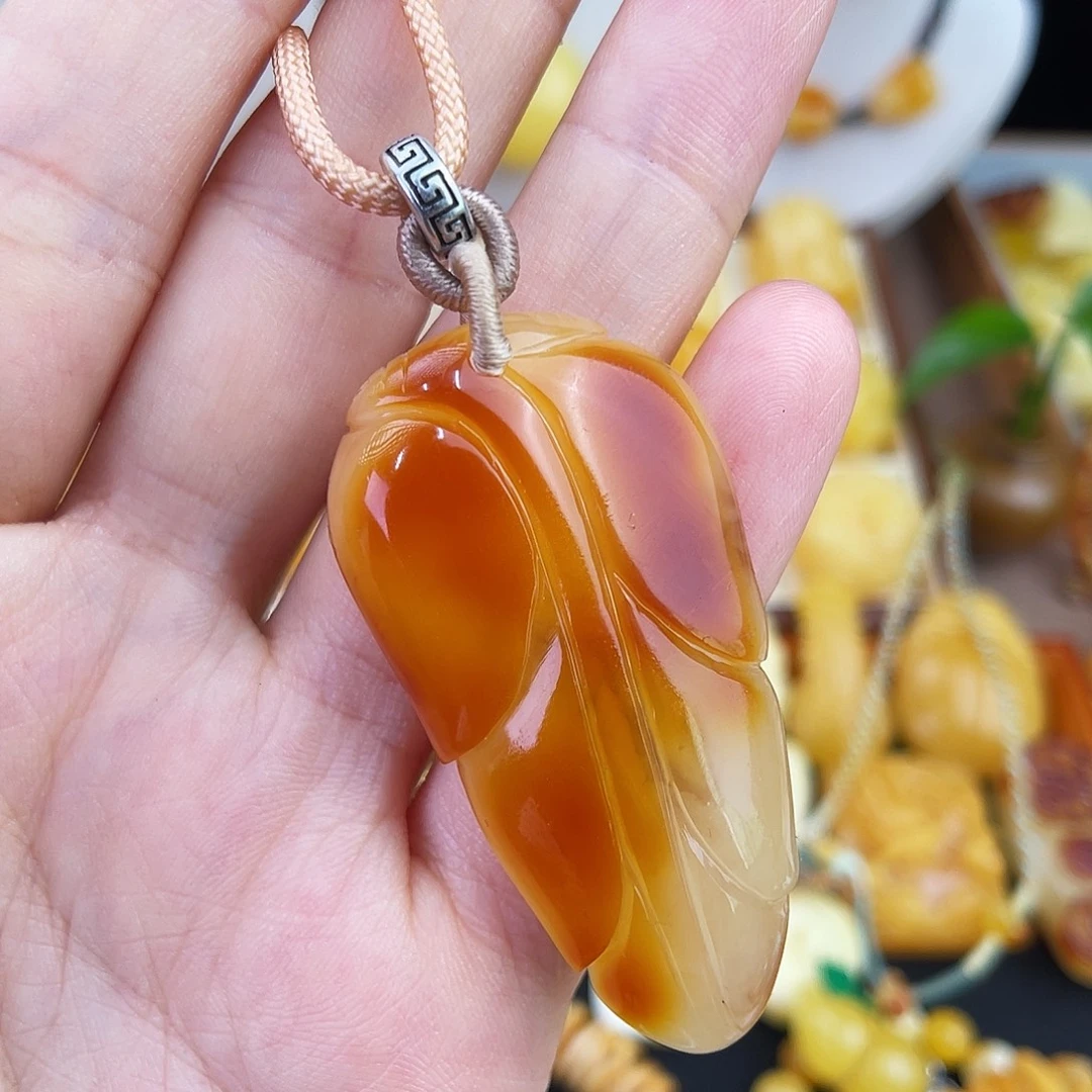 琥珀未镶嵌珠宝奇石