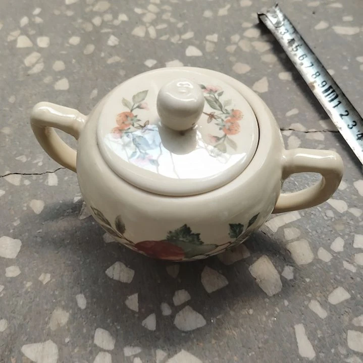 摆件陶瓷杯，我们班的