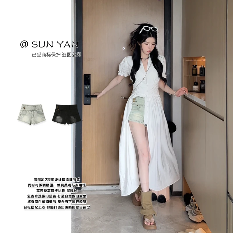 孙妍夏款【轨迹短裤】时尚复古水洗做旧双扣腰头休闲高腰牛仔短裤