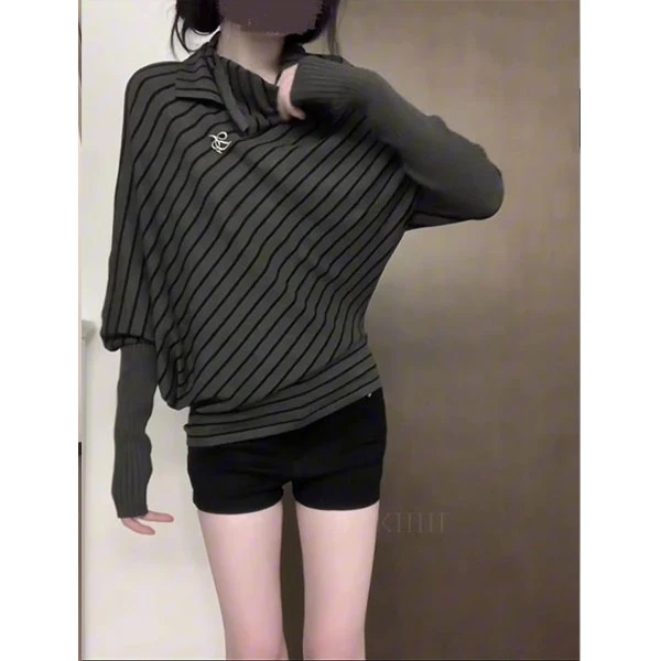 韩系条纹长袖针织衫女秋冬新款宽松翻领蝙蝠袖毛衣上衣+短裤套装