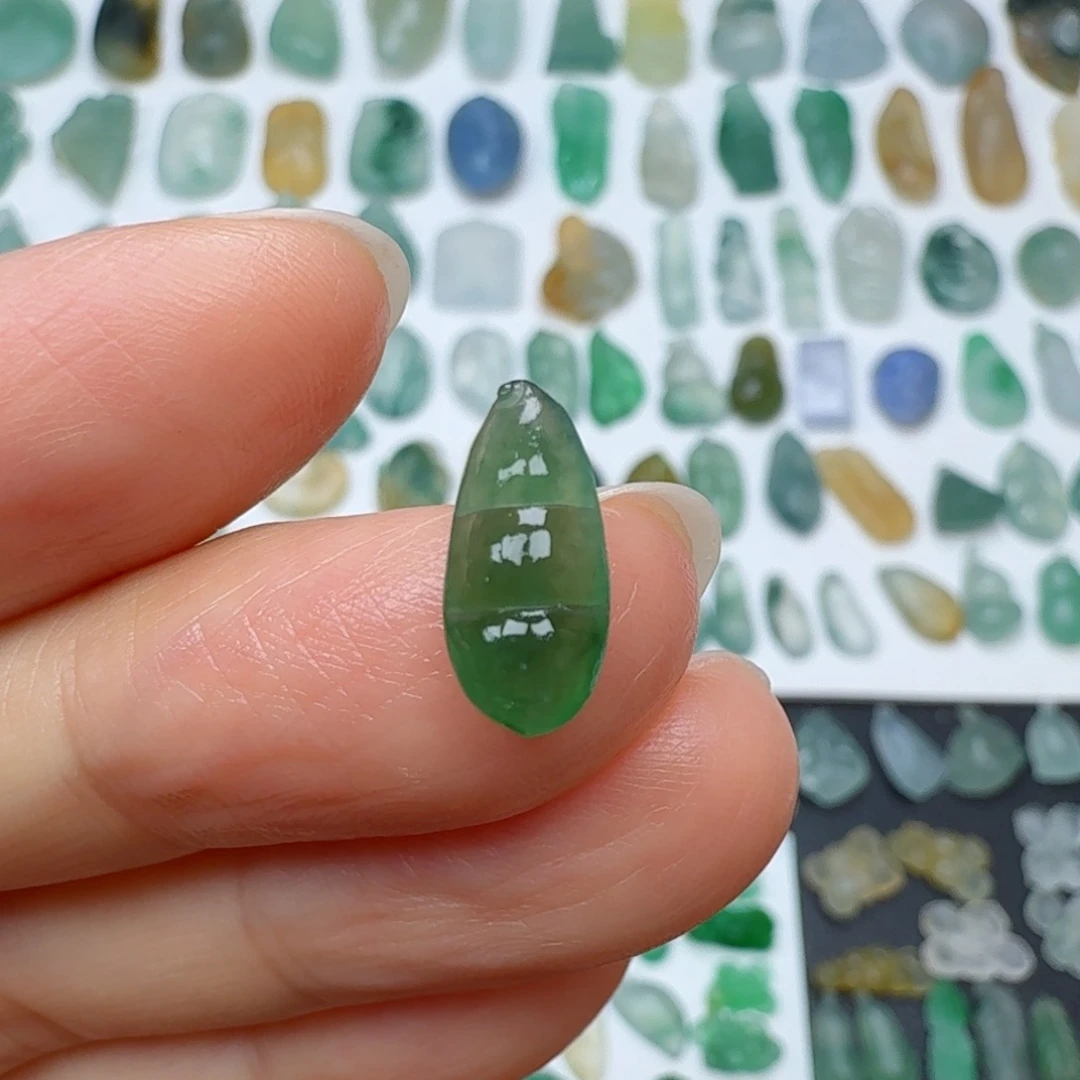 定制翡翠未镶嵌豆子